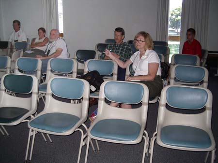 Caifson Russell, Steve Stacy, Peggy Kenyon, Derek Rhodes, and others take in a VBTrain.Net Preconference workshop.